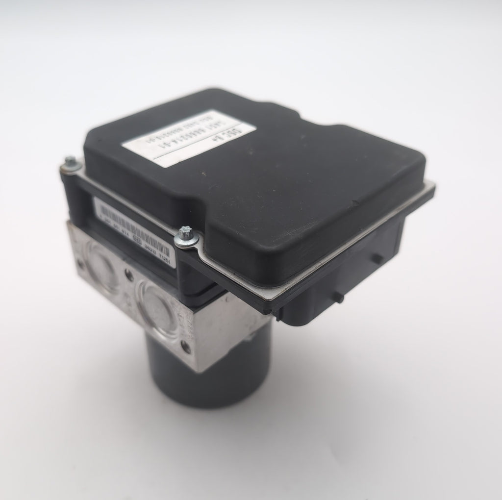 2014 2015 BMW X1 2.0L ABS Anti Lock Brake Pump Control Unit 6860214