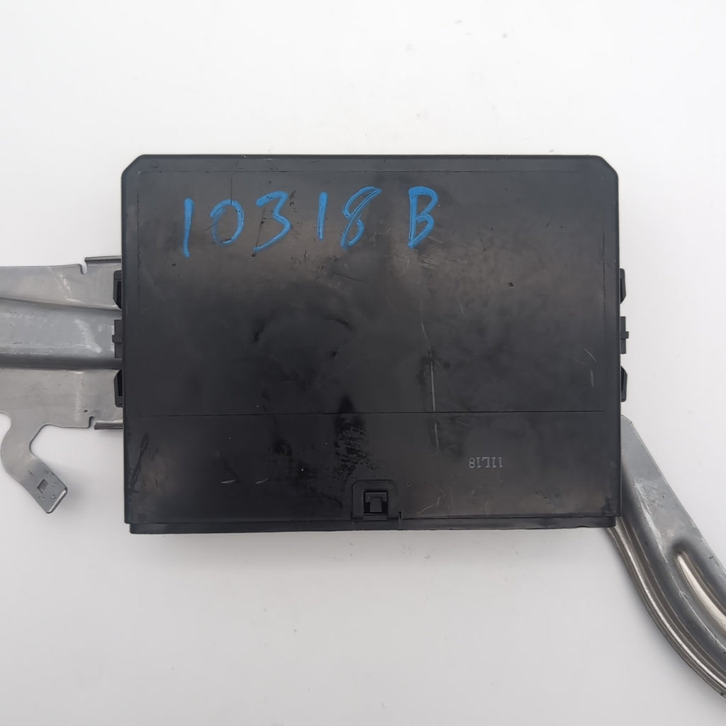 2009 2010 2011 Lexus LS460 Left Multiplex Door Control Module OEM 89222-50320