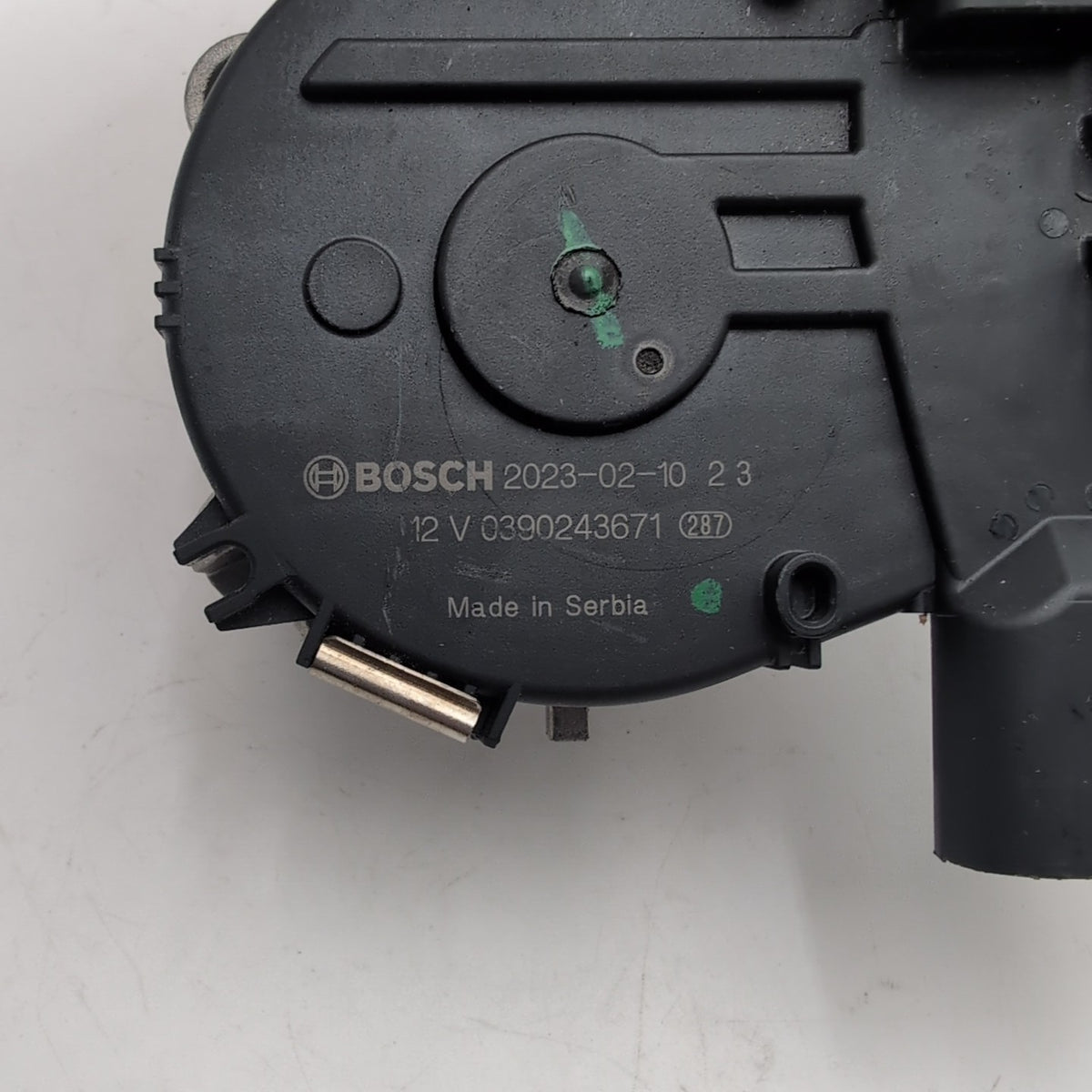2021- 2025 BMW X1 X2 X3 M35 Front Windshield Wiper Motor OEM 0390243671