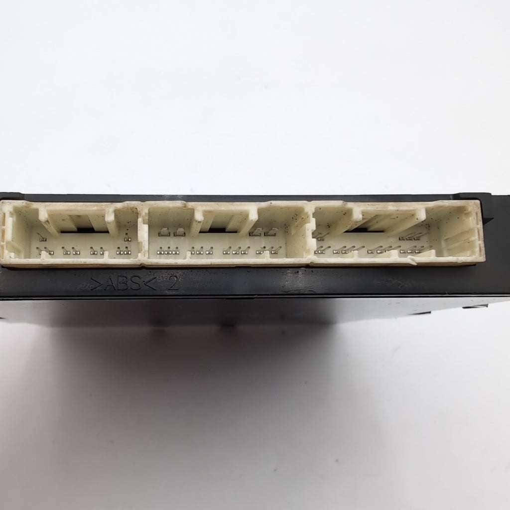 2016 2017 2018 Lexus ES350 Smart Key Keyless Entry Control Module 89990-33611