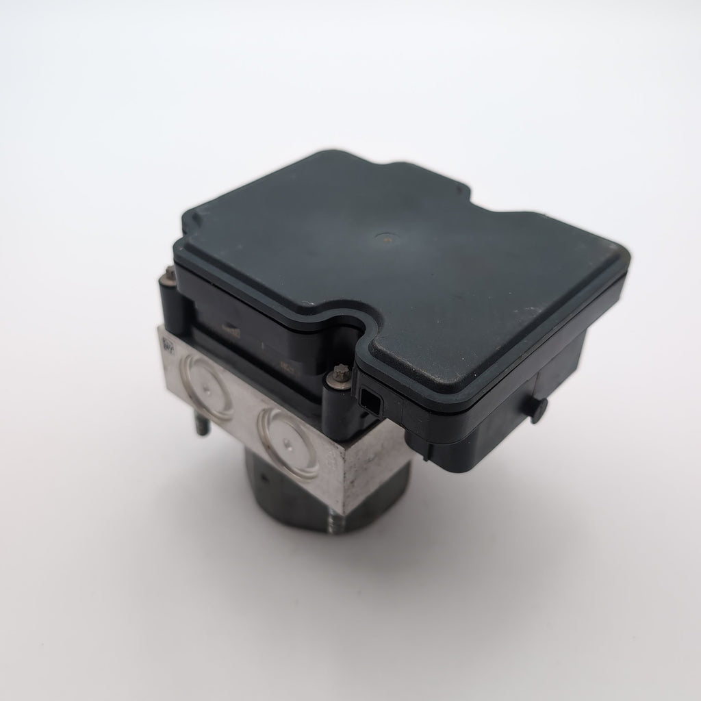 2016 - 2019 Nissan Sentra 1.8L ABS Anti Lock Brake Pump 476604FU0C