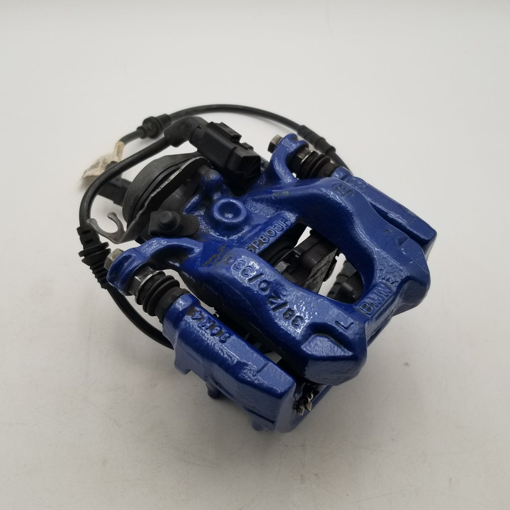 2023 2024 BMW X1 U11 M35i M-SPORT LEFT REAR BRAKE CALIPER BLUE W/ ACTUATOR OEM