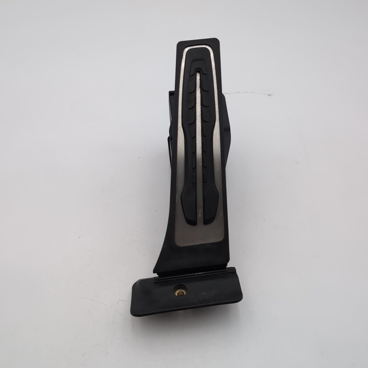 2021 - 2026 BMW G60 G70 X1 X2 Z4 Accelerator Gas Pedal OEM 6889825