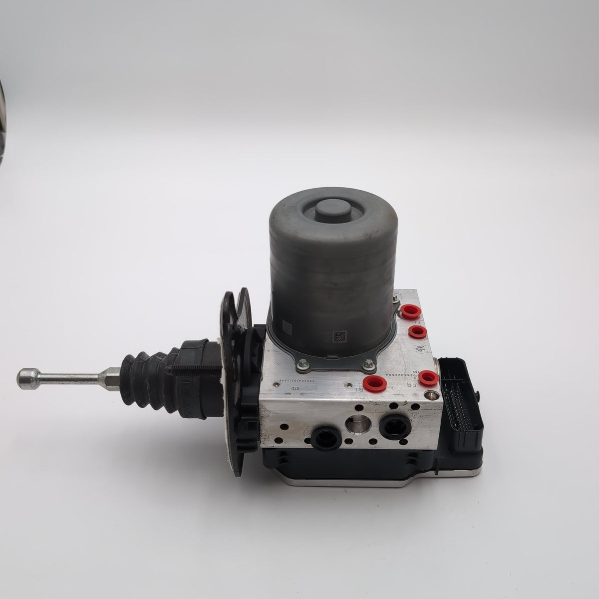 2021 - 2025 Chevrolet Trailblazer ABS Master Cylinder Brake Booster 60007955