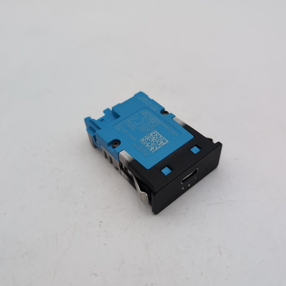 2019 - 2026 BMW G20 G21 G22 G26 G15 G30 G31 X3 Single USB Socket Port 5B51C70