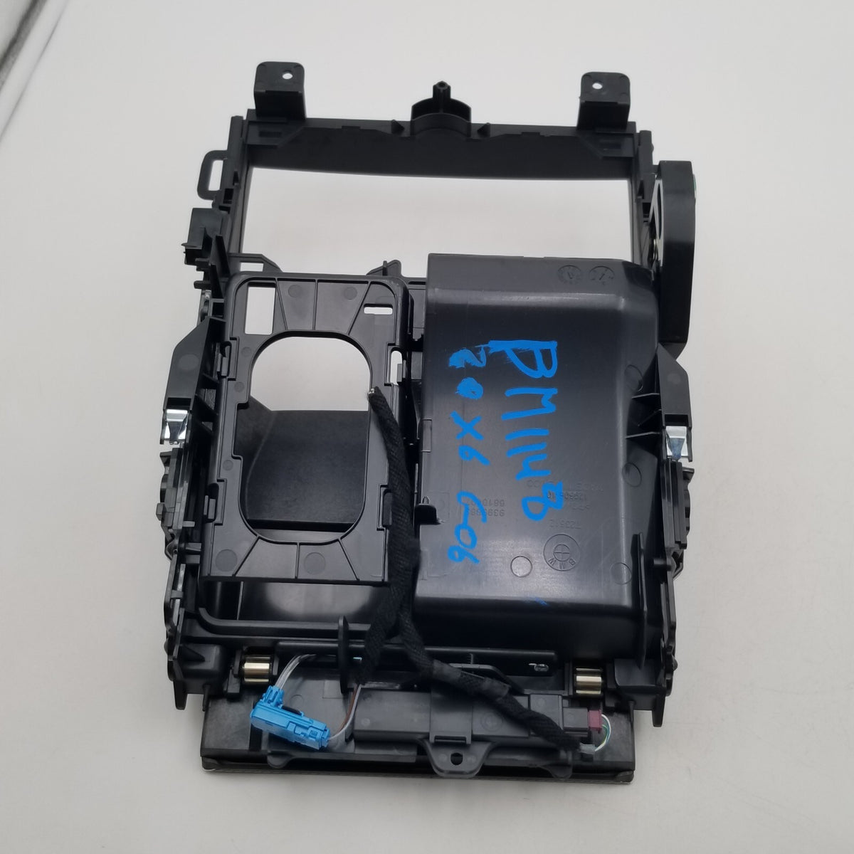 2019 - 2026 BMW X5 X6 X7 Center Console Storage Compartment Aluminum Rhombicle