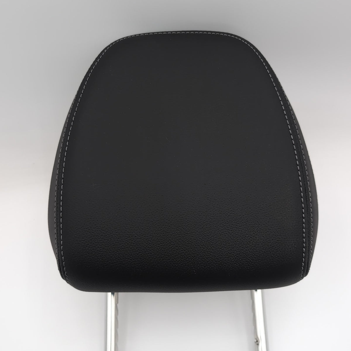 2024 2025 BMW M440i 430i G26 Coupe Front Left and Right Headrest Black Leather