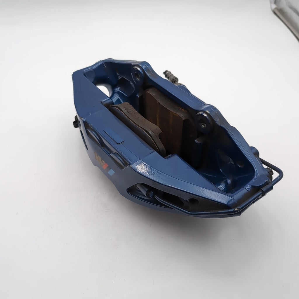 2020 - 2024 BMW 840 850 F92 G16 FRONT RIGHT SIDE BRAKE CALIPER BLUE M SPORT