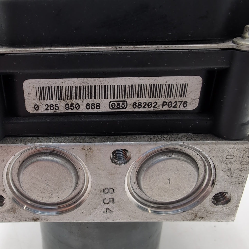 2006 2007 BMW 525i ABS Anti-Lock Brake Pump 6775746