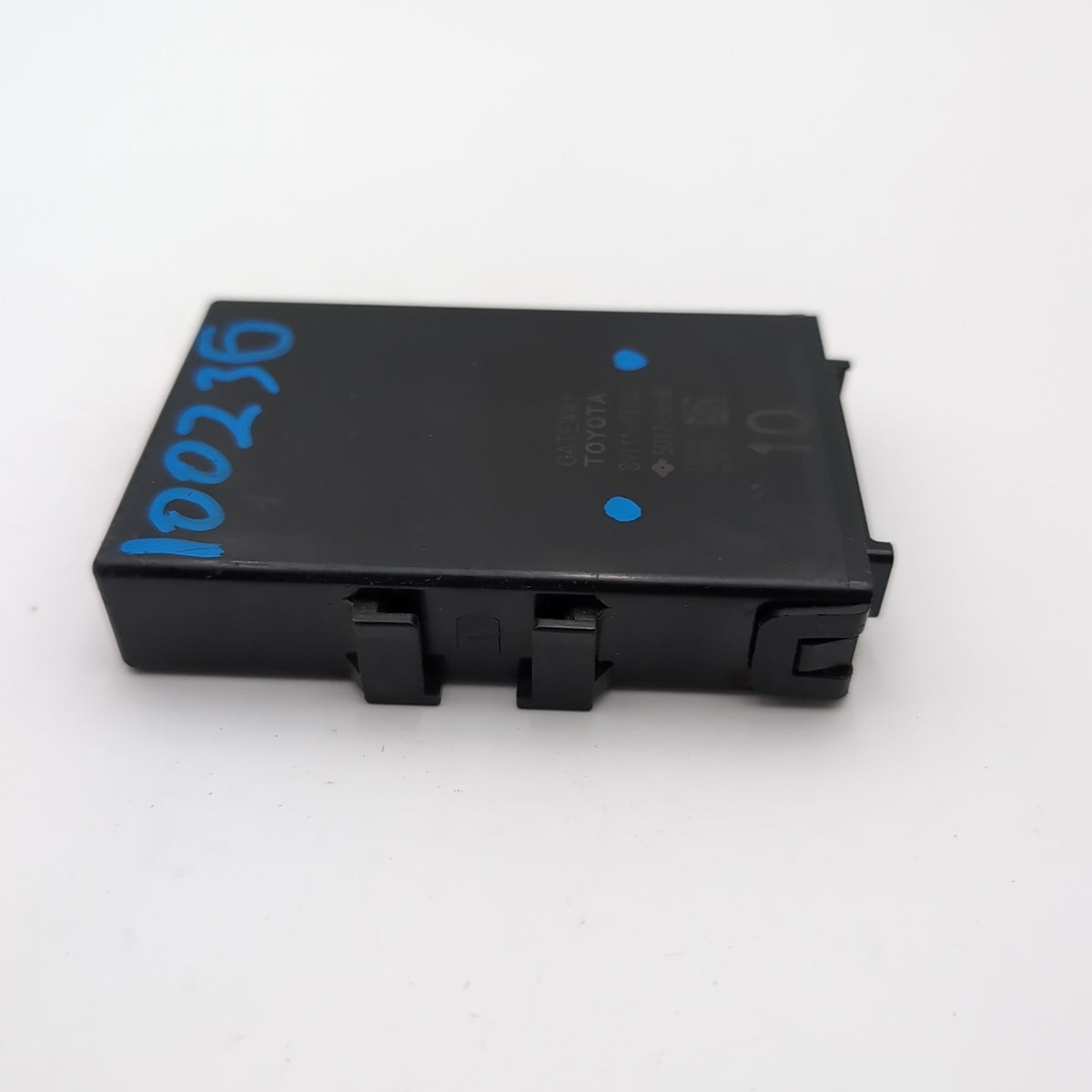 2016 2017 2018 Lexus ES300h ES350 Network Gateway Control Module 89111-33101