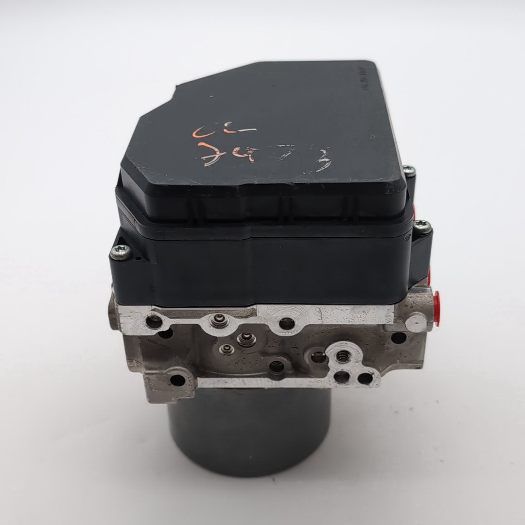 2017 - 2022 Infiniti Q60 ABS Anti Lock Brake Pump 476605CE2A