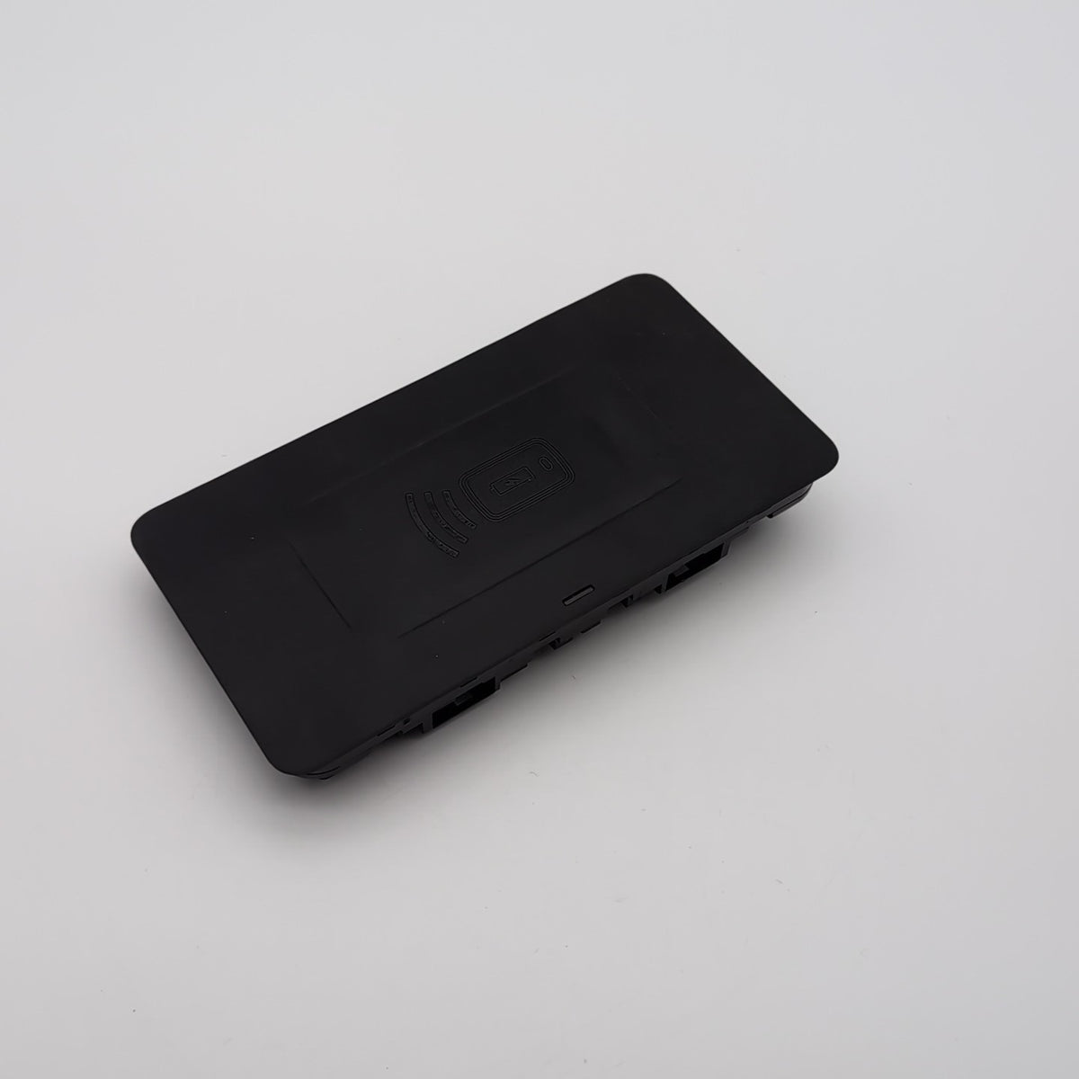 2019 - 2026 BMW G20 G26 G42 X5 X6 X7 Z4 Wireless Phone Charging Pad Tray 5B41FD5