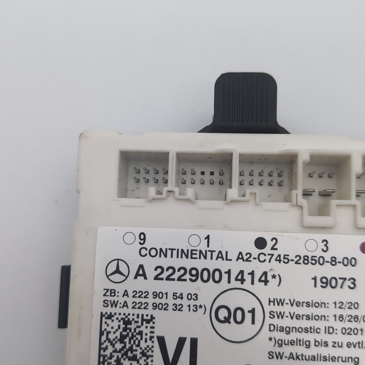 2015 - 2021 MERCEDES C300 W205 FRONT LEFT DOOR CONTROL MODULE OEM A2229001414