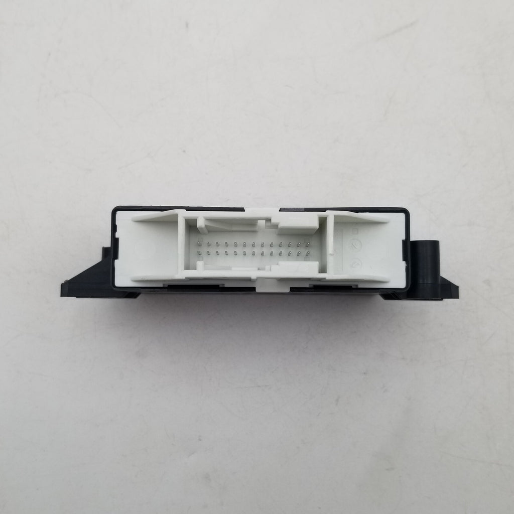 2023 - 2026 BMW G60 G70 X1 X2 X5 X7 USS Ultrasonic Parking Sensor Module