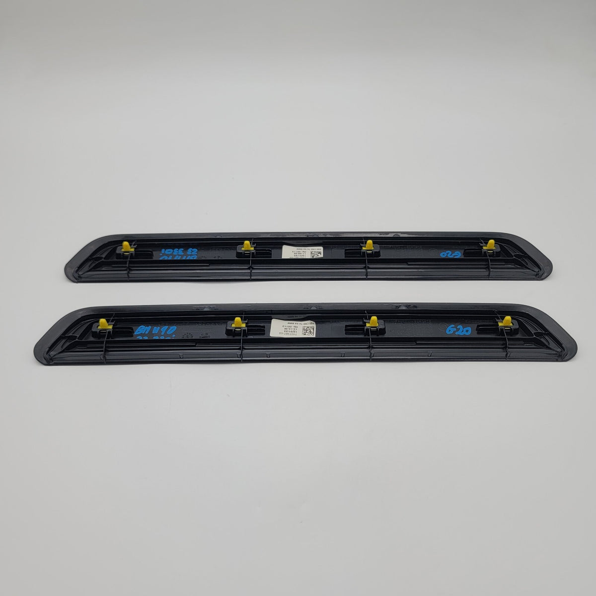 2019 - 2025 BMW G20 G21 G26 Front Left Right Door Trim Molding Sill Set 7407387