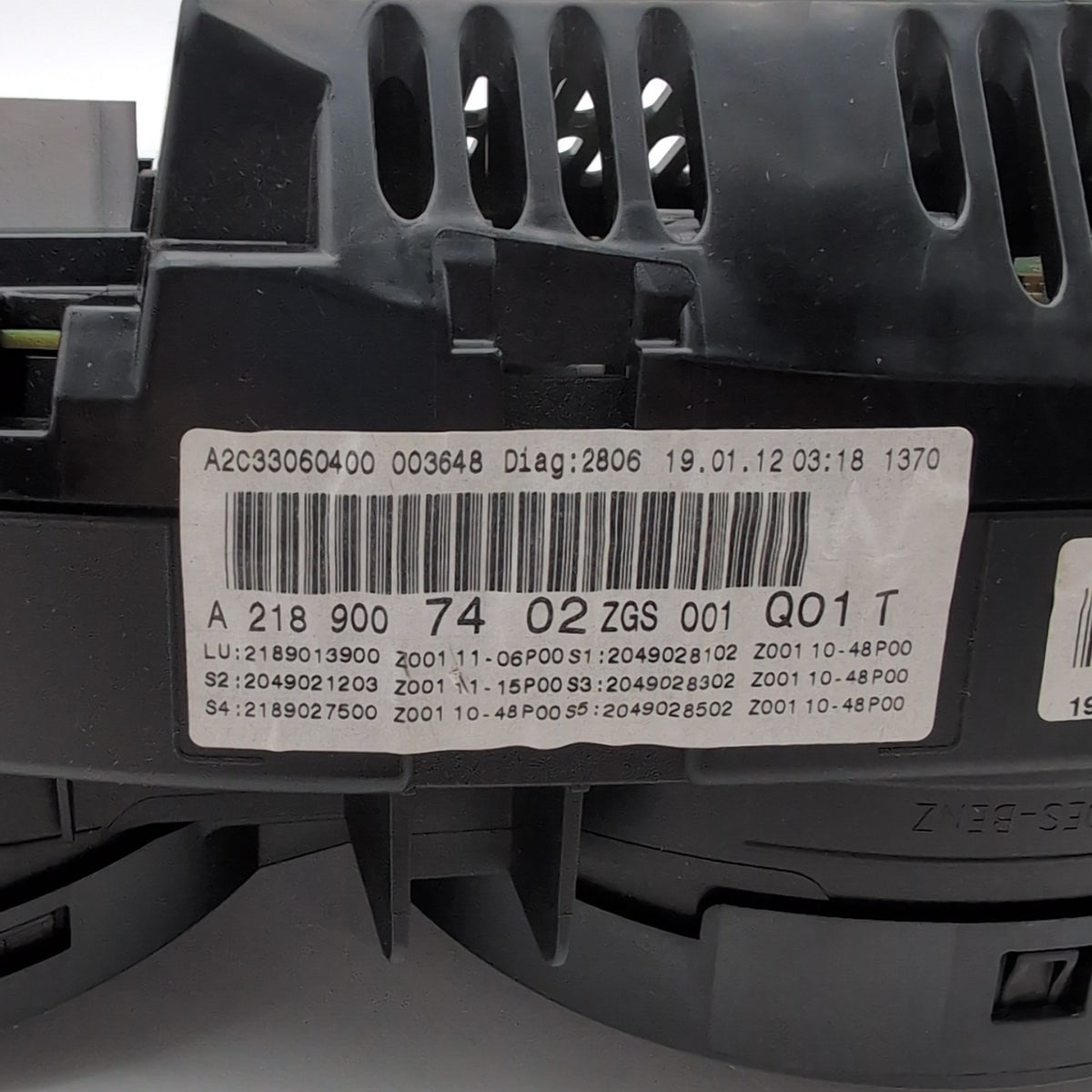 2012 2013 2014 Mercedes W218 CLS550 Instrument Cluster Speedometer A2189007402