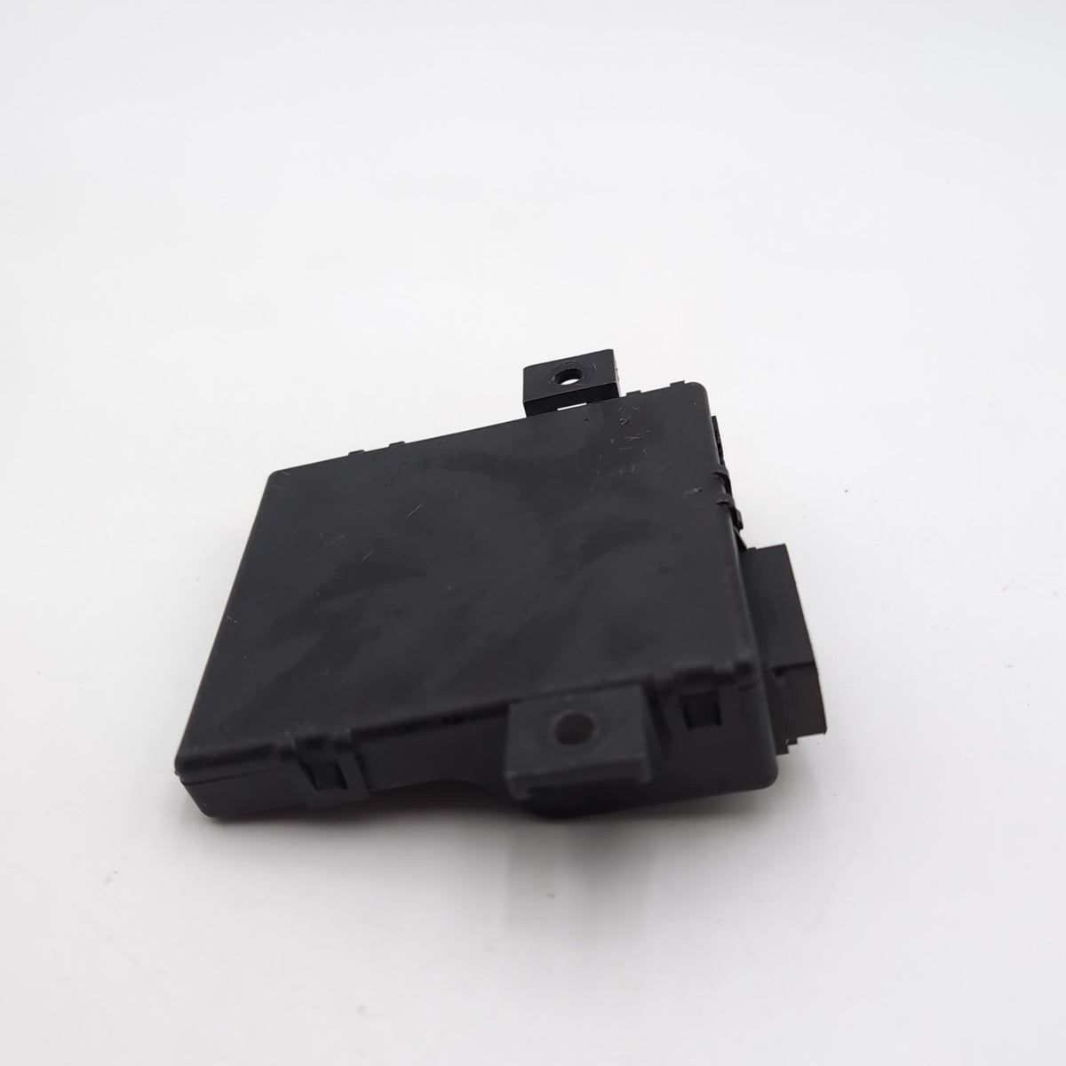 2007- 2015 AUDI Q7 GATEWAY INTERFACE CONTROL MODULE 4F0907468M OEM