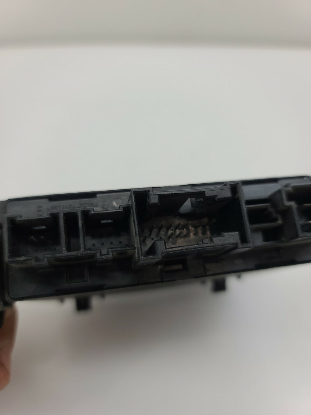 2001- 2007 Mercedes W203 C230 AMG Rear Left Door Control Module 2038206526