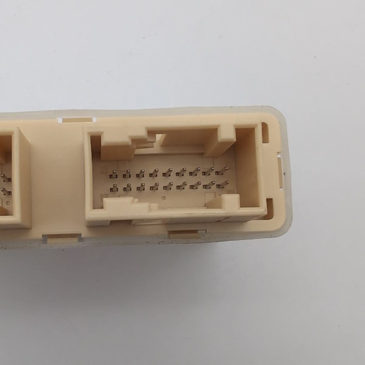 2021 - 2026 BMW 3 4 5 Series G20 G22 G30 USS Ultrasonic Parking Sensor Module