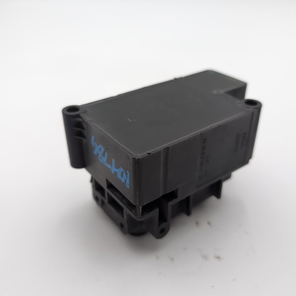 2007 2008 2009 Mercedes CL550 S550 Air Suspension Valve Block Unit A2513200058