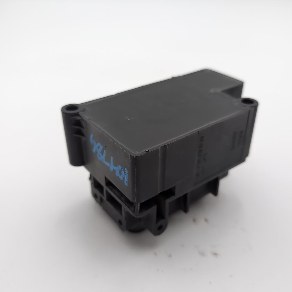 2007 2008 2009 Mercedes CL550 S550 Air Suspension Valve Block Unit A2513200058