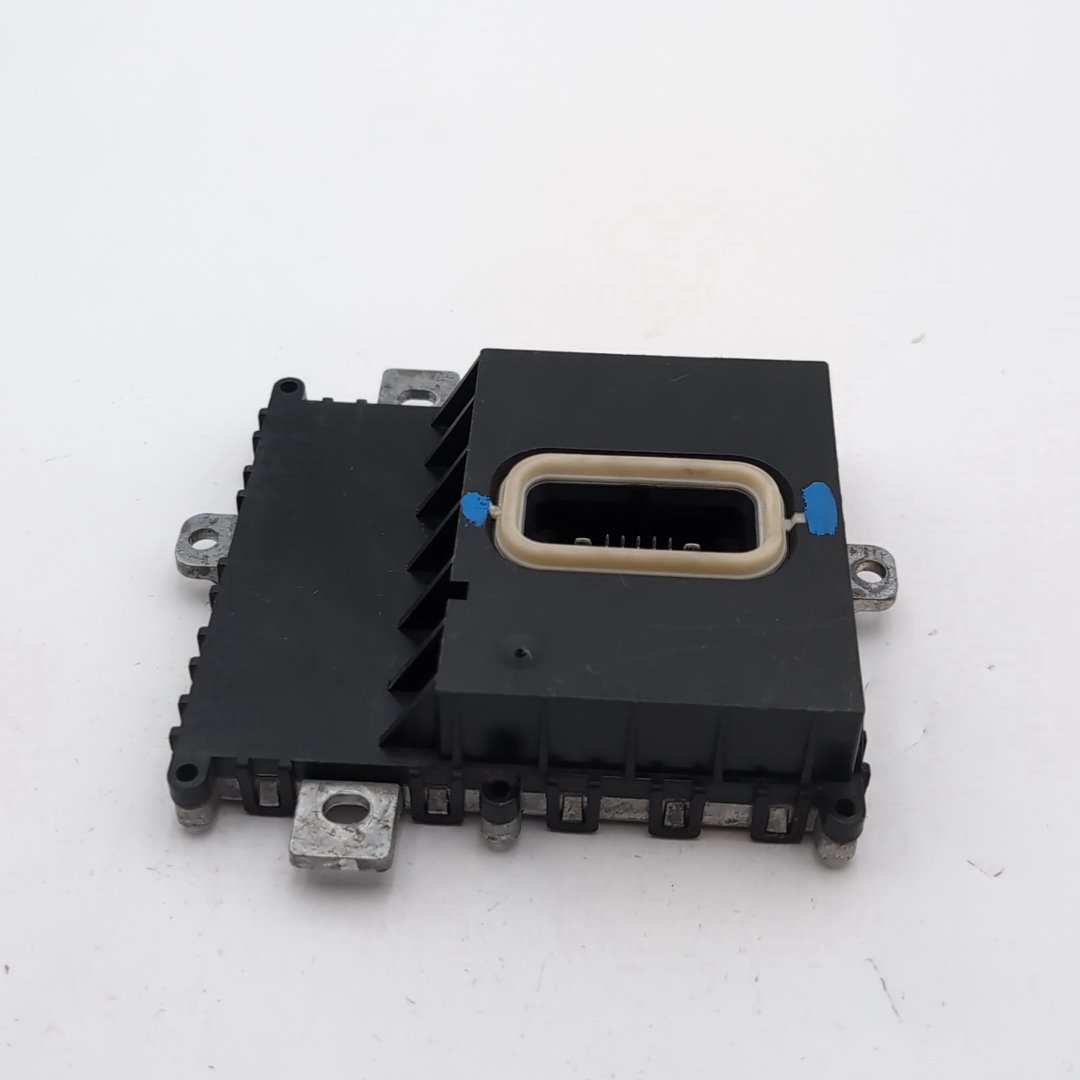2010 2011 2012 Mercedes GLK350 Bi-Xenon Headlight Control Module A2048708326