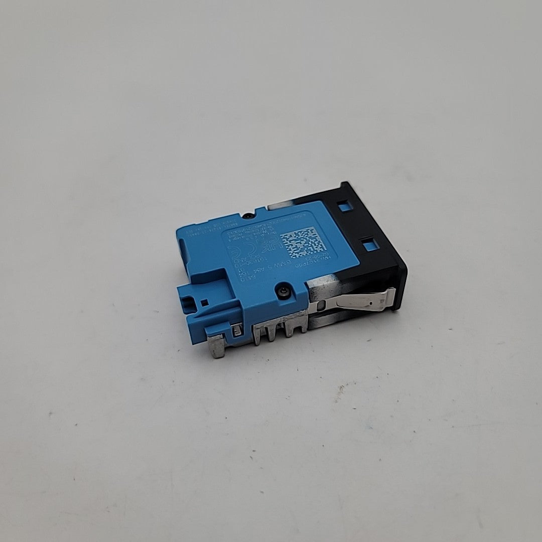 2022 - 2026 BMW X5 X6 X7 XM Single Socket Type C USB Port 5A84164