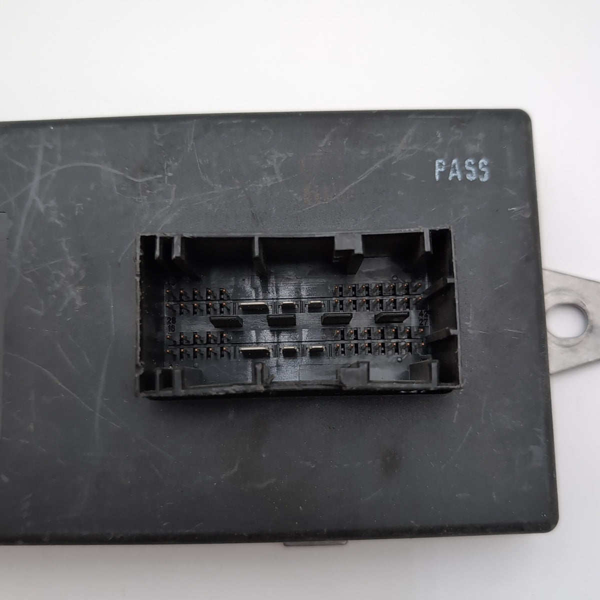 2004- 2007 BMW E60 E61 E63 E70 E71 745LI DYNAMIC DRIVE CONTROL MODULE 6768383