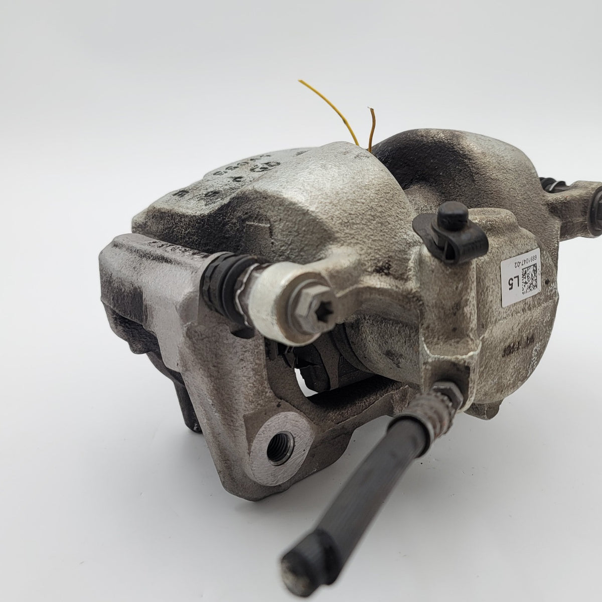 2023 2024 2025 BMW X1 U11 Front Left Brake Caliper OEM 6891047