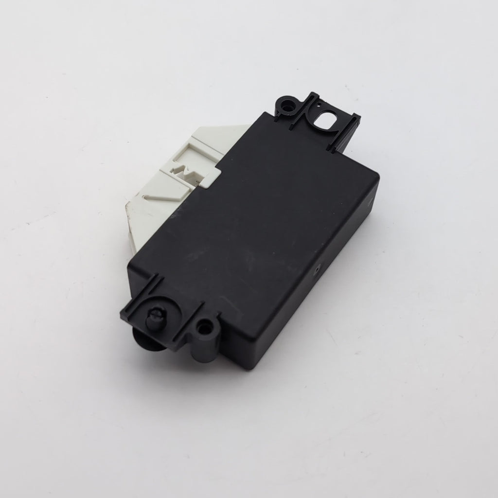2023 - 2026 BMW G60 G70 X1 X2 X5 X7 USS Ultrasonic Parking Sensor Module