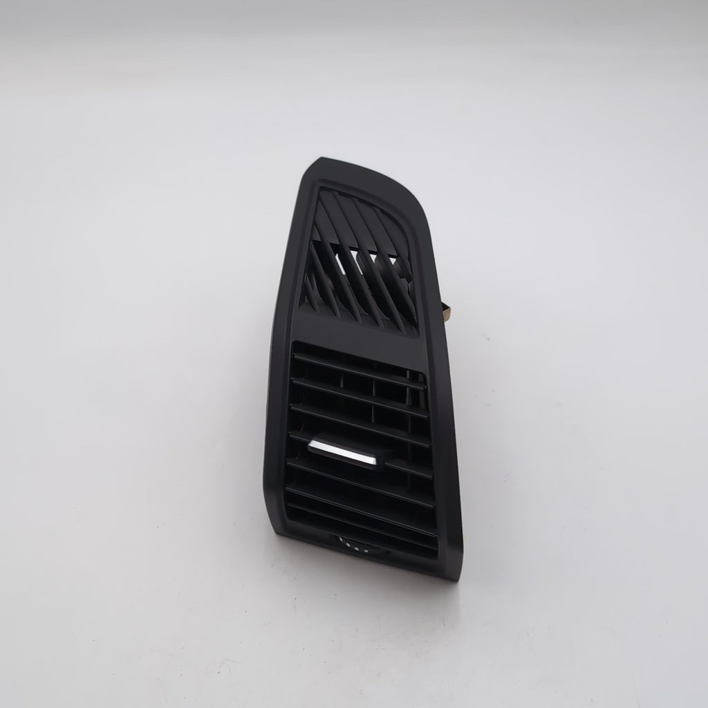 2014- 2021 BMW i3 I01 Hybrid Front Right Passenger Side Air Heat Cooling Vent