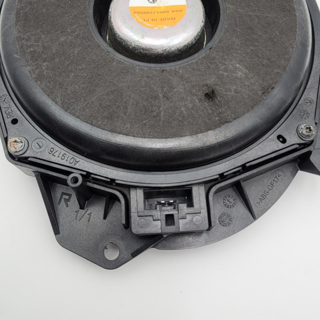 2022 - 2025 BMW iX I20 Front Right Central Bass Subwoofer Speaker 9441908