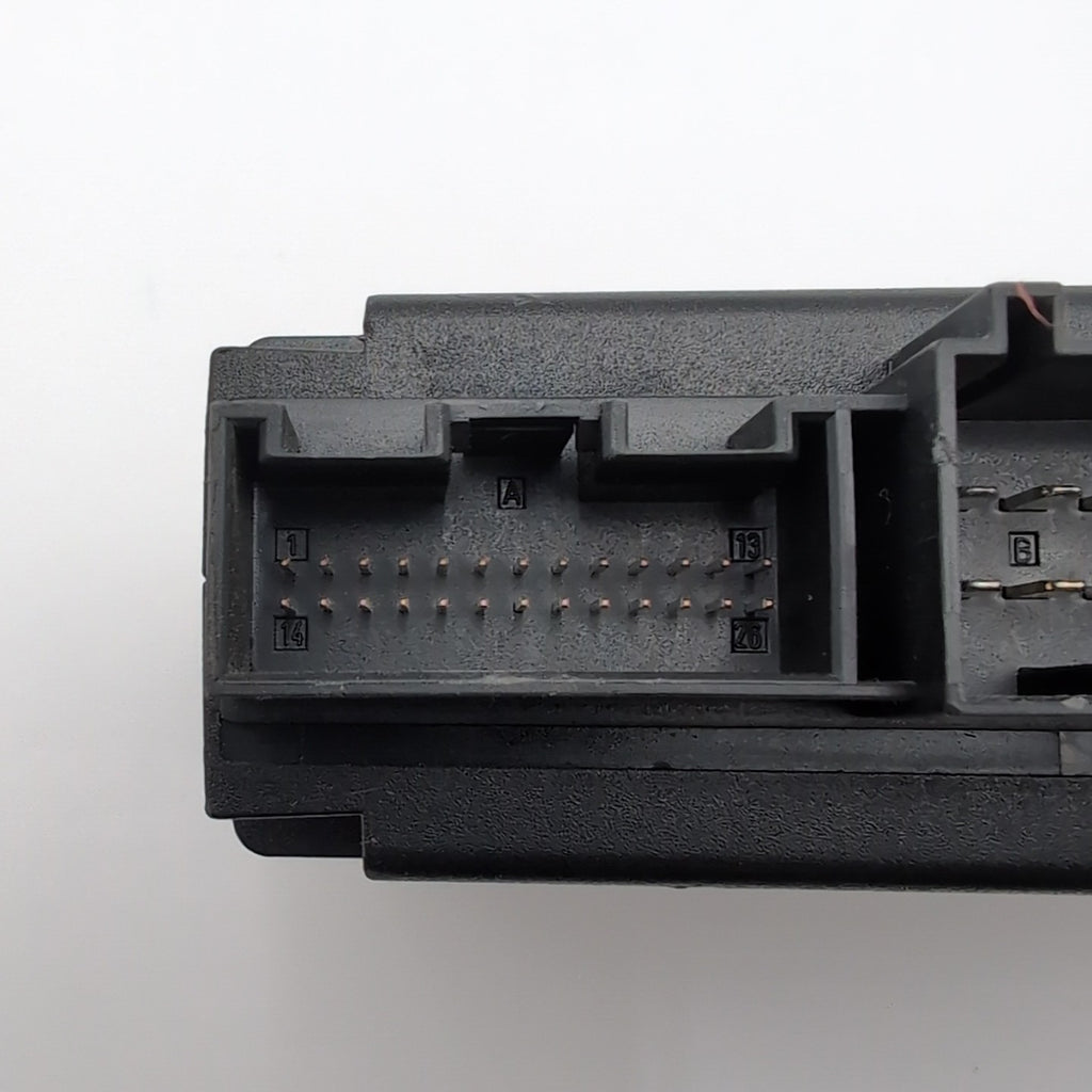 2003- 2006 Porsche Cayenne 955 Front Left Driver Seat Computer Control Module