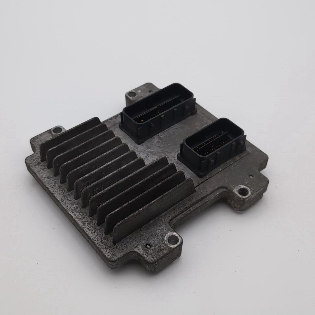 2011 2012 Chevrolet Cruze 1.8L Engine Computer Control Module ECU E83 12647212