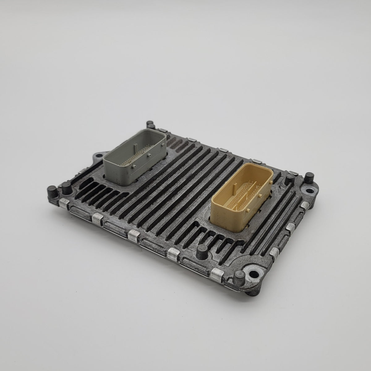 2018 2019 Chrysler Pacifica 3.6L Engine Computer Control Module ECM 68330910AA