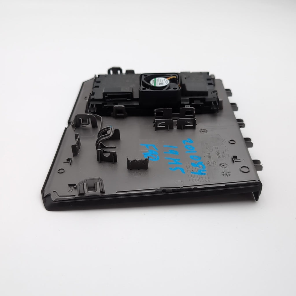 2025 BMW X3 G45 CENTER CONSOLE CHARGER WIRELESS CHARGING TRAY PAD MODULE