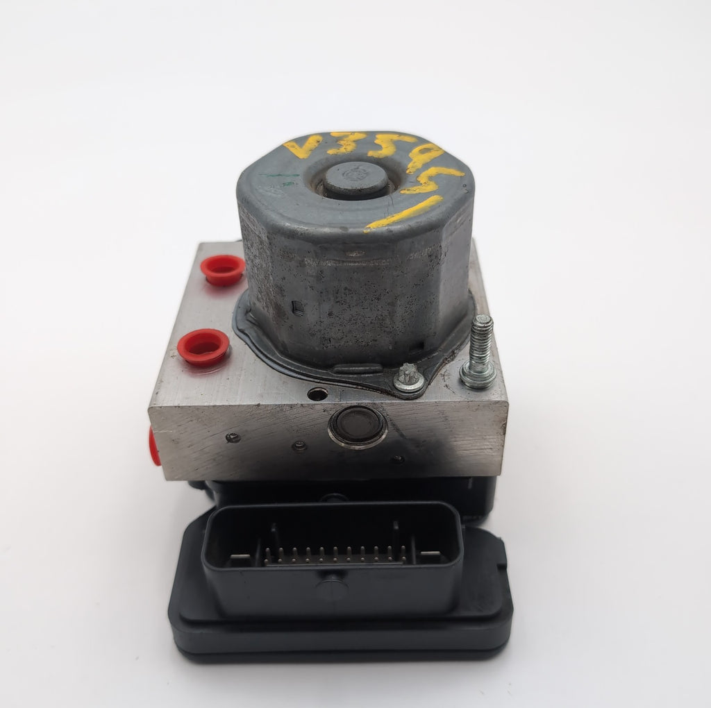 2017 2018 2019 Infiniti QX30 2.0L ABS Anti Lock Brake Pump Control A0914310000