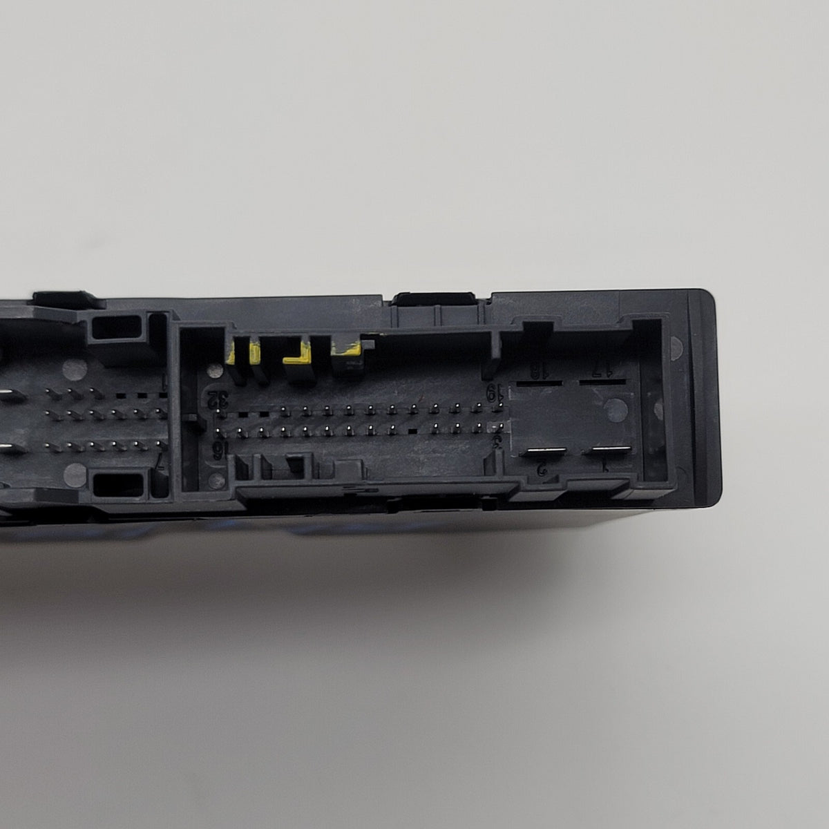 2024 BMW I20 iX Seat Control Module OEM 5A64DB3