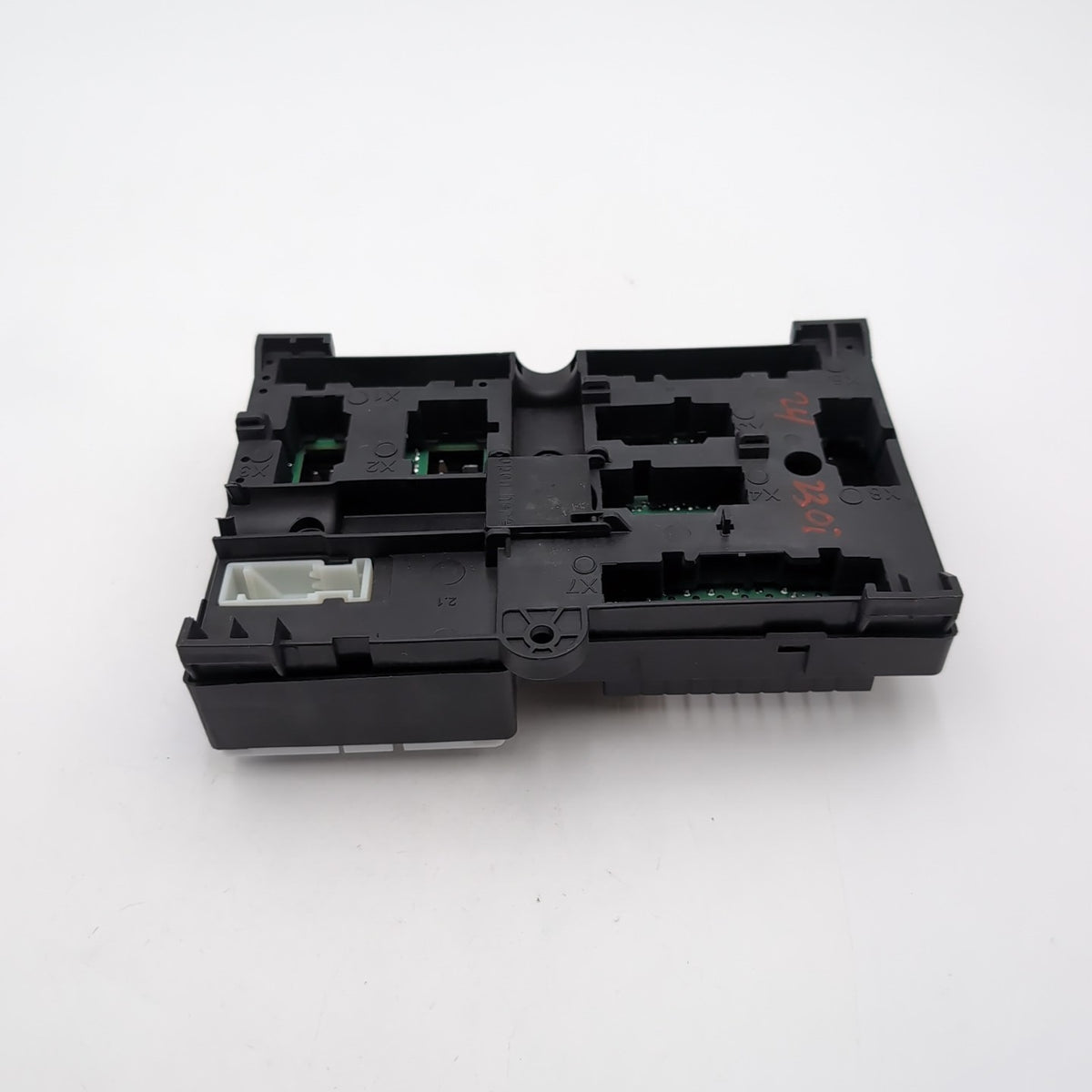 2024 BMW 330i 230I G42 G20 REAR POWER DISTRIBUTION FUSE Box 6114 5A4CFB0 - 02