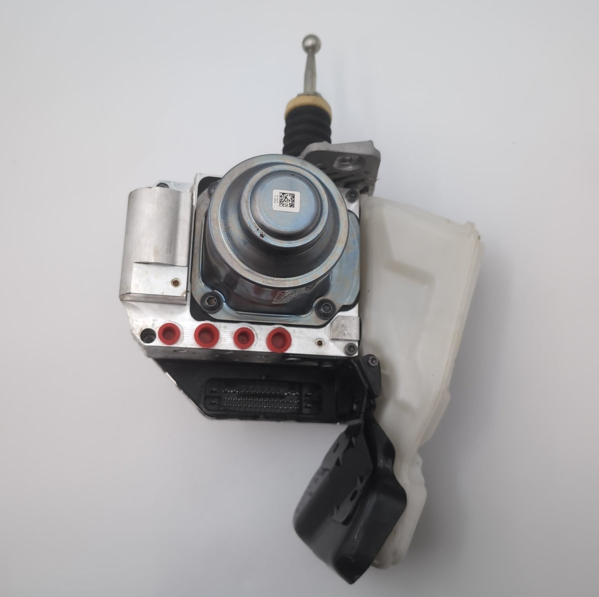 2023 2024 Volvo S90 2.0L AWD Master Cylinder ABS Pump Brake Booster 32384484