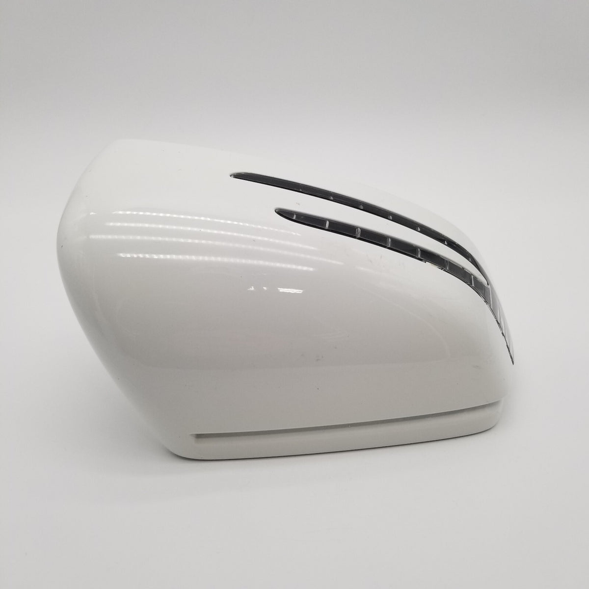 2013- 2018 MERCEDES BENZ W463 G63 AMG MIRROR COVER CAP RH PASSENGER WHITE