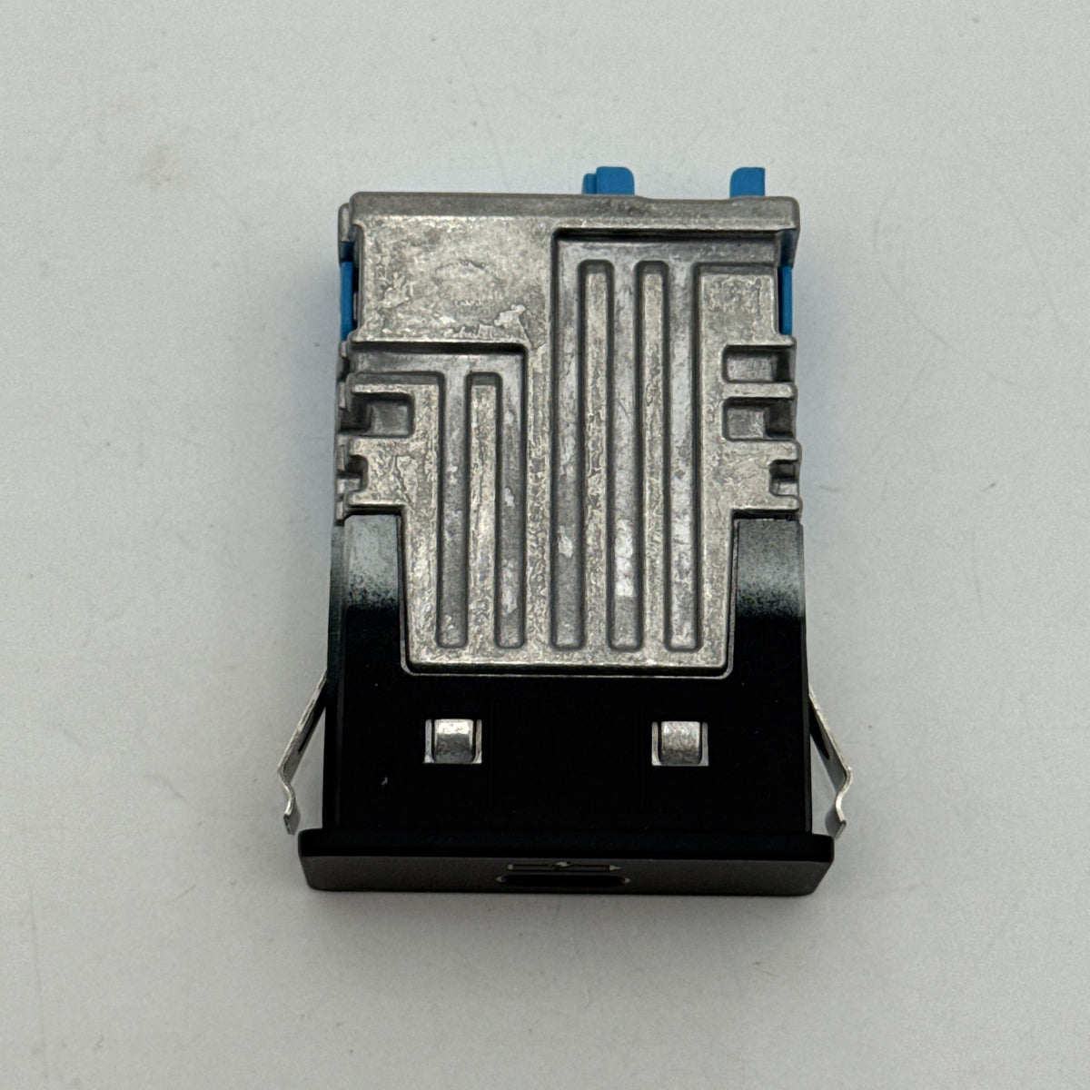 2019 - 2026 BMW G20 G21 G22 G26 G15 G30 G42 X3 Single USB Socket Port 5B51C70