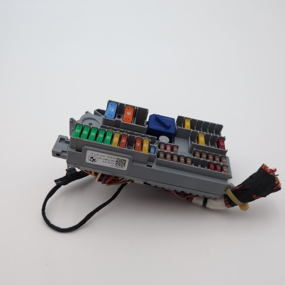2019 - 2026 BMW X5 X6 X7 XM G20 G26 G42 G87 M3 Front Power Distribution Fuse Box