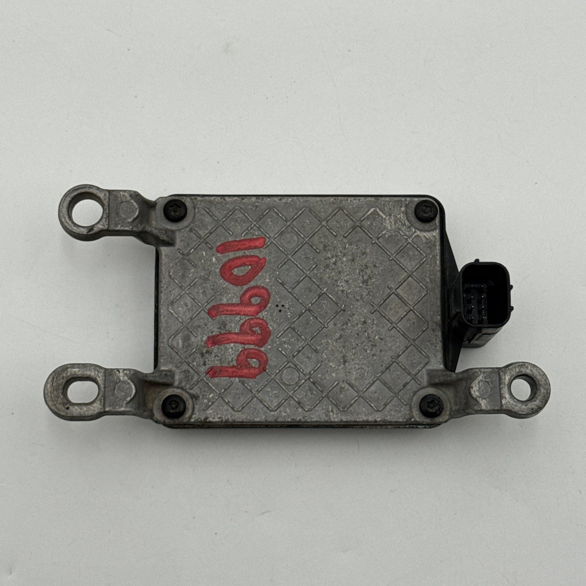 2021 - 2024 Nissan Rogue Qashqai Front Cruise Distance Radar Sensor 28438-5HK6A