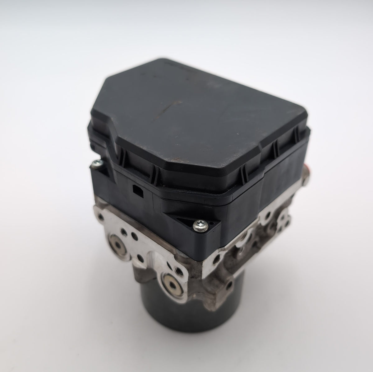 2014 2015 Infiniti Q50 3.7L ABS Anti Lock Brake Pump Control Unit 476604GB0A