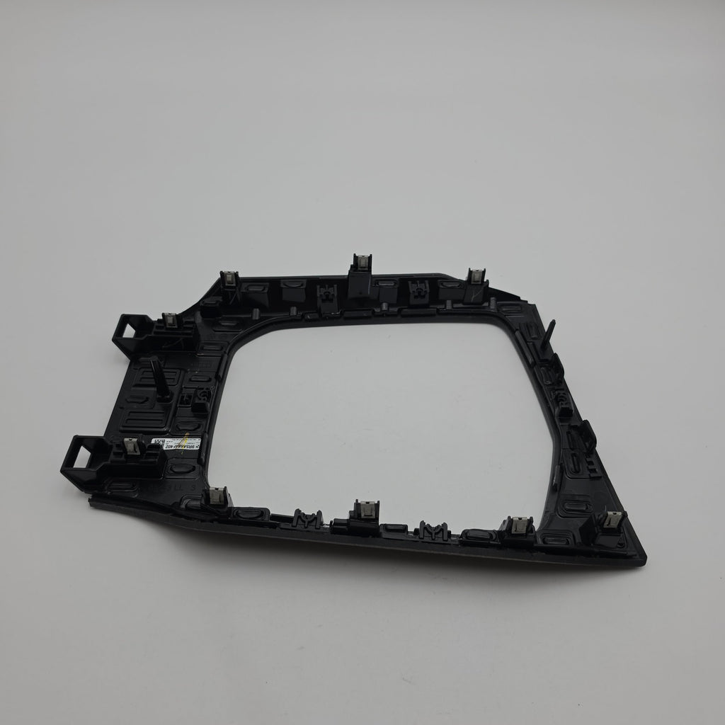 2024 - 2026 BMW 330i G20 G22 G26 Center Console Fineline Open Pore Wood Trim