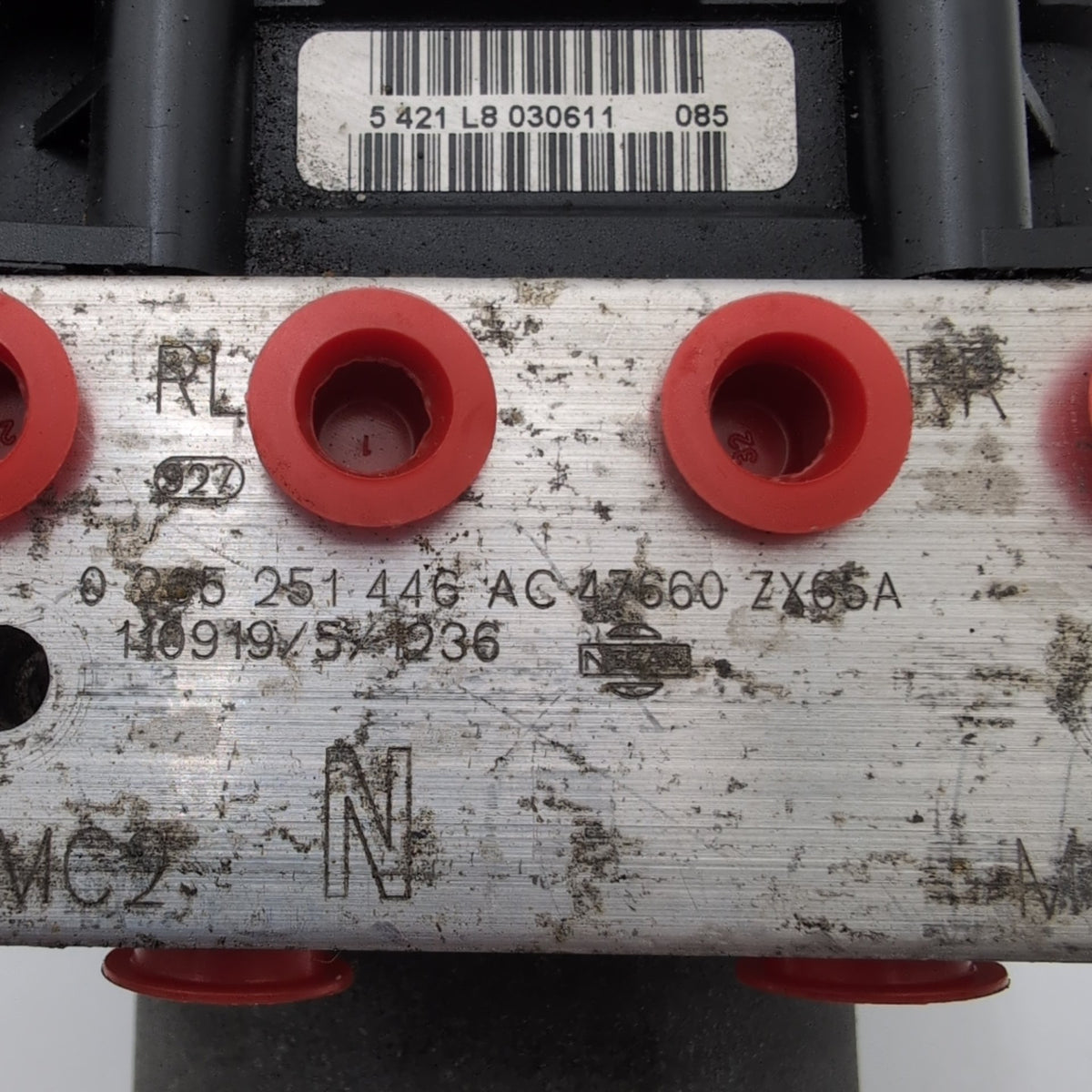 2011 2012 Nissan Altima 2.5L ABS Anti Lock Brake Pump Control Unit 47660ZX65A