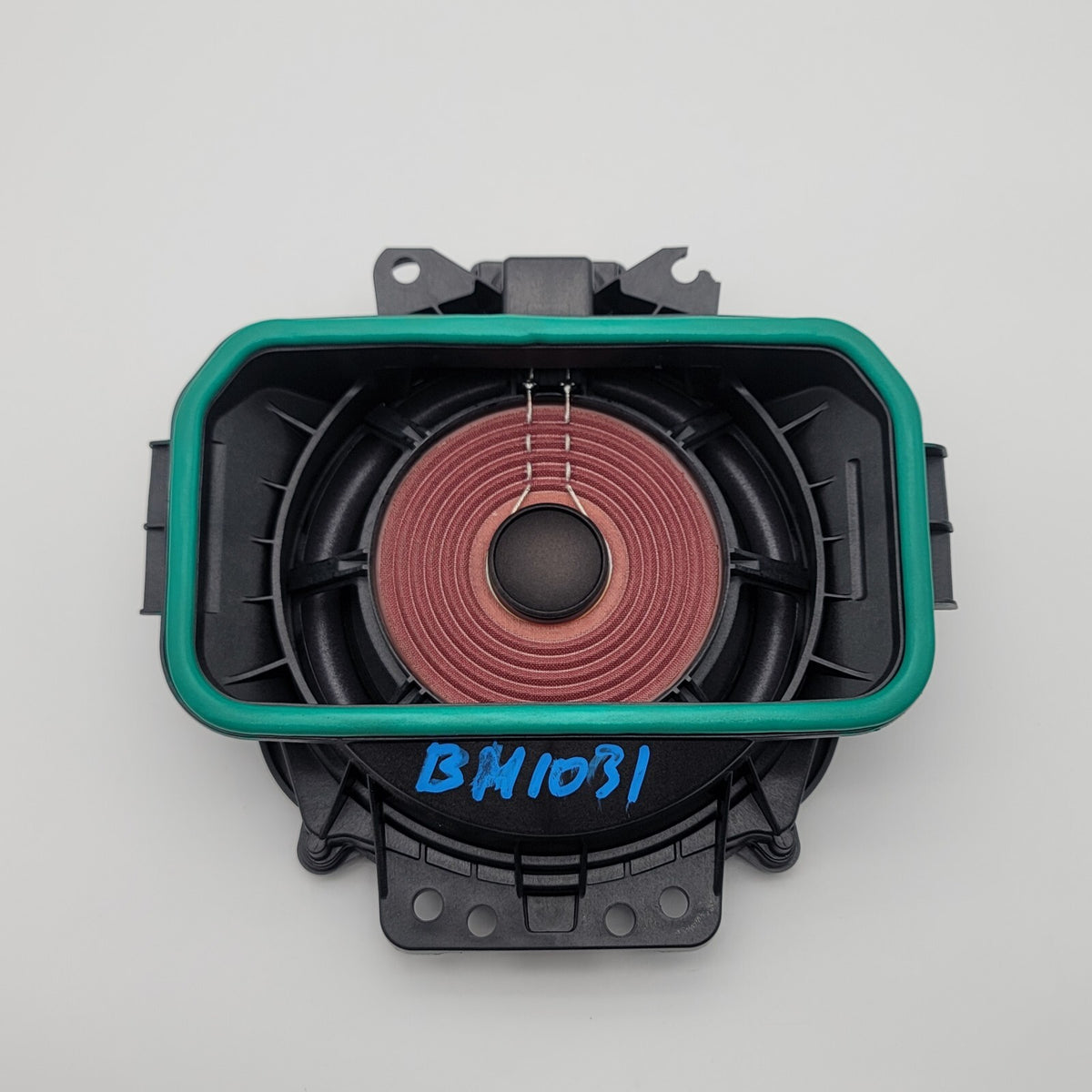 2019 - 2026 BMW G05 G06 G07 X5 X6 X7 Subwoofer Audio Speaker 2622516-02