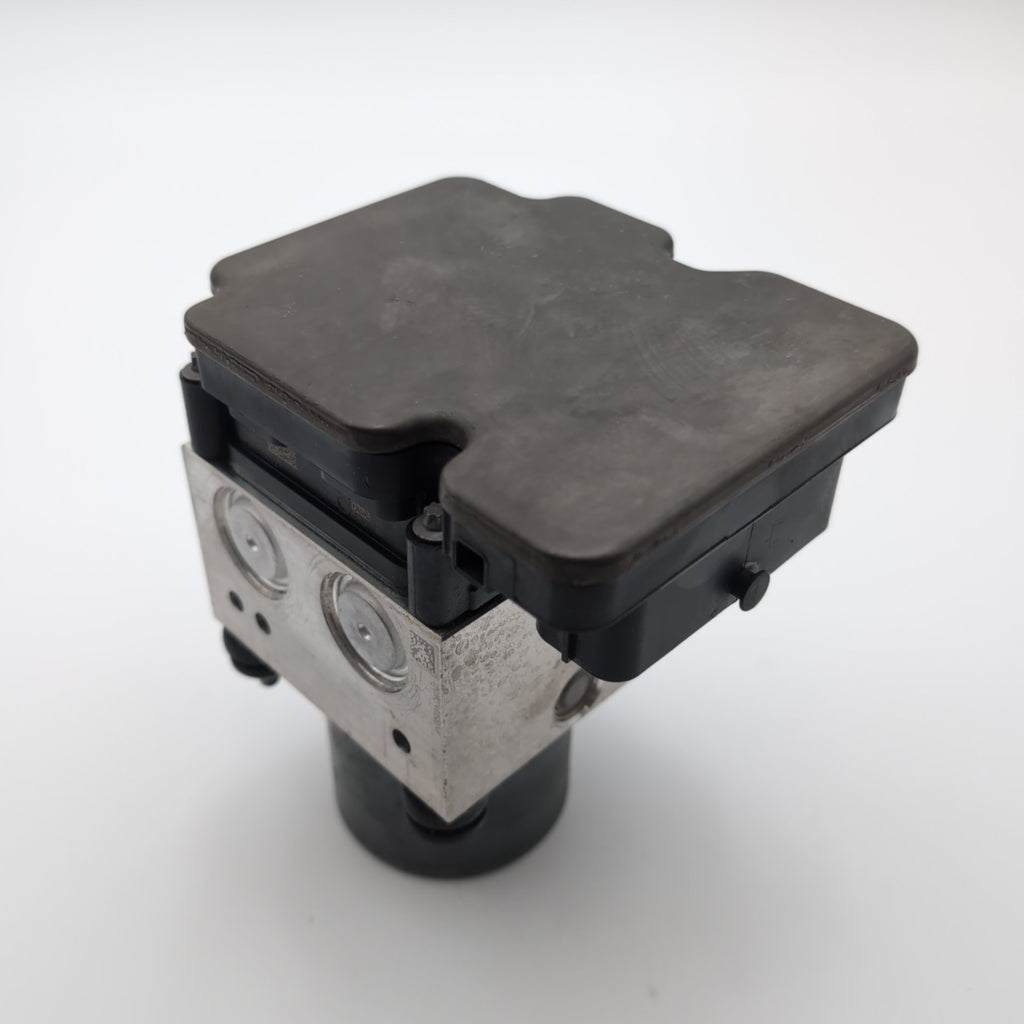 2019 2020 Infiniti QX50 2.0L ABS Anti Lock Brake Pump Control Unit 476605NY0C
