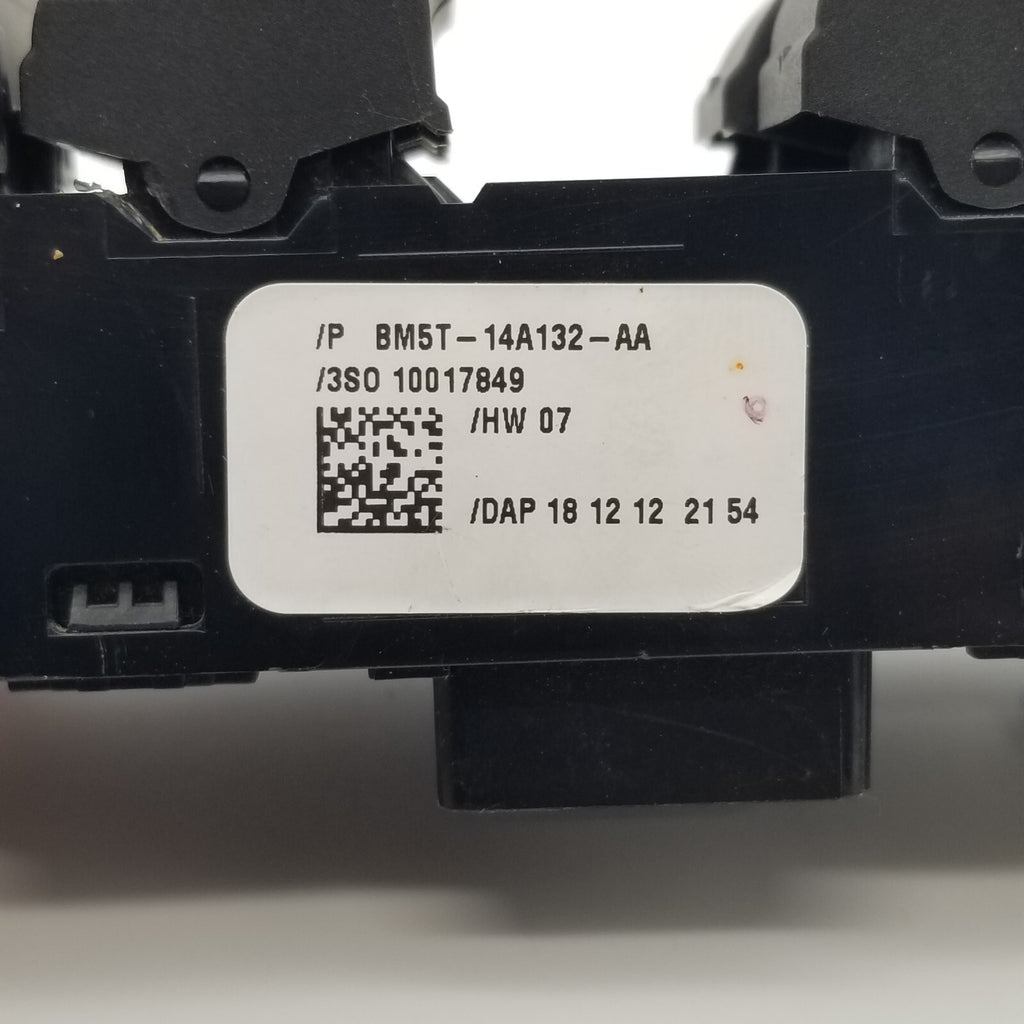 2013 2014 2015 Ford Escape Front Drivers Master Window Switch Mirror Control